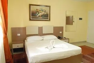 Relax Hotel Tirana