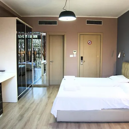 فندق Relax تيرانا